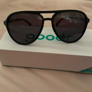 Goodr operation black out *** brand new in case with bag*****
